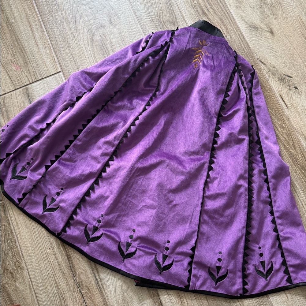 Disney Frozen Anna Costume ( traveling costume) - Picture 5 of 7